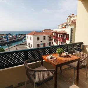 Sun-sea , Puerto de la Cruz (Tenerife) España